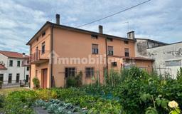 Quadrilocale via Giuseppe Garibaldi, Centro, Dueville