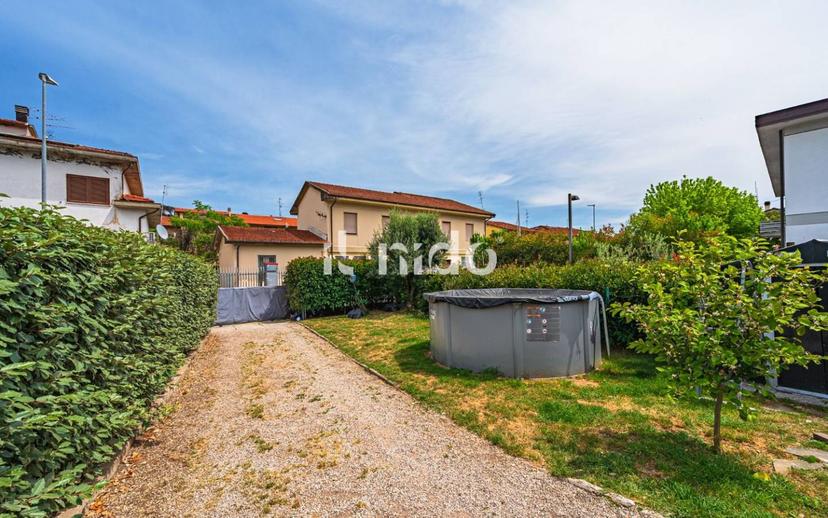Villa unifamiliare via Costantino Rafanelli, Cantagrillo Casalguidi, Serravalle Pistoiese — foto 2 di 40