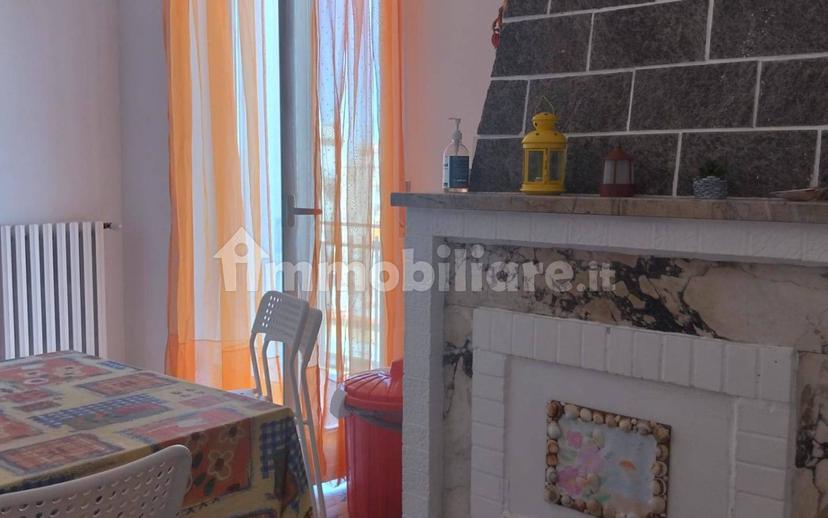 Quadrilocale via Maria Michela Solimene 28, Centro, Vico del Gargano — foto 3 di 29