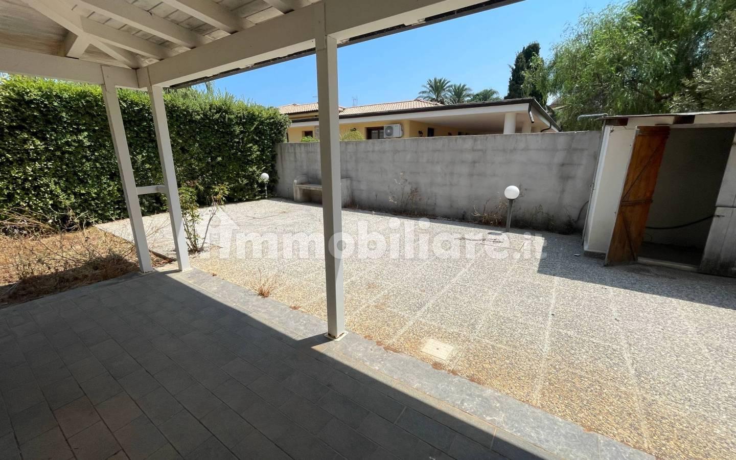 Villa unifamiliare Strada Statale 113 Settentrionale Sicula, Torre Muzza, Carini