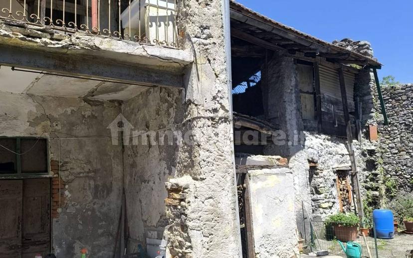Rustico via Roma 47, Centro, Cittiglio — foto 2 di 12