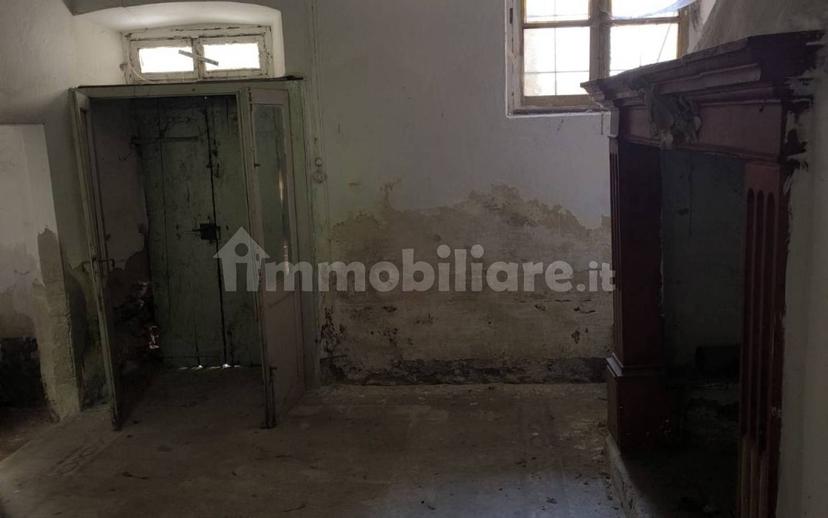 Rustico via Roma 47, Centro, Cittiglio — foto 8 di 12