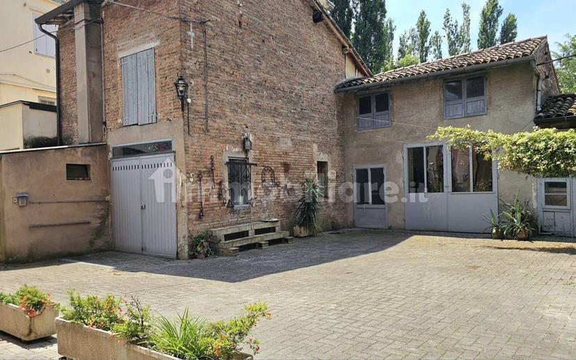 Villa unifamiliare via Generale Bruno Malaguti 4/D, Centro, Finale Emilia — foto 47 di 81