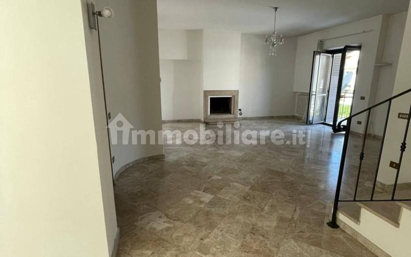 Villa bifamiliare via Casilina Nord 32, Madonna Della Neve, Frosinone — foto 46 di 63