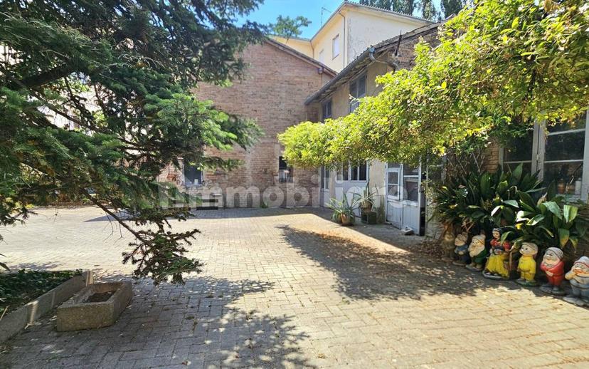 Villa unifamiliare via Generale Bruno Malaguti 4/D, Centro, Finale Emilia — foto 76 di 81