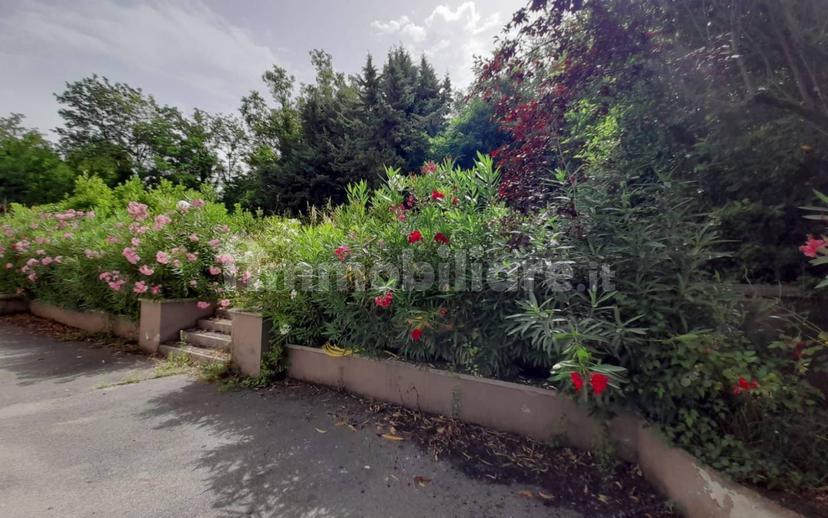 Villa bifamiliare via Casilina Nord 32, Madonna Della Neve, Frosinone — foto 5 di 63