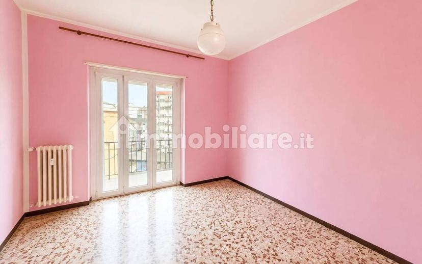 Trilocale largo Giuseppe Giusti 10, Semicentro, Vercelli — foto 19 di 19