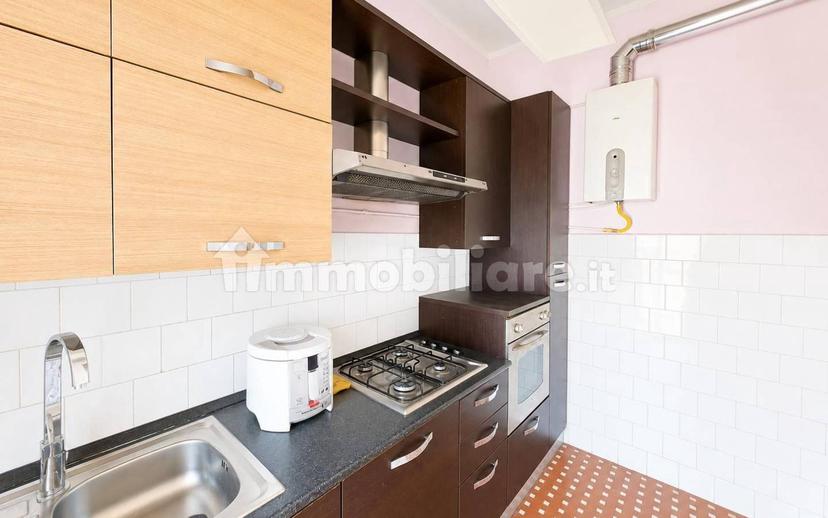 Trilocale largo Giuseppe Giusti 10, Semicentro, Vercelli — foto 7 di 19