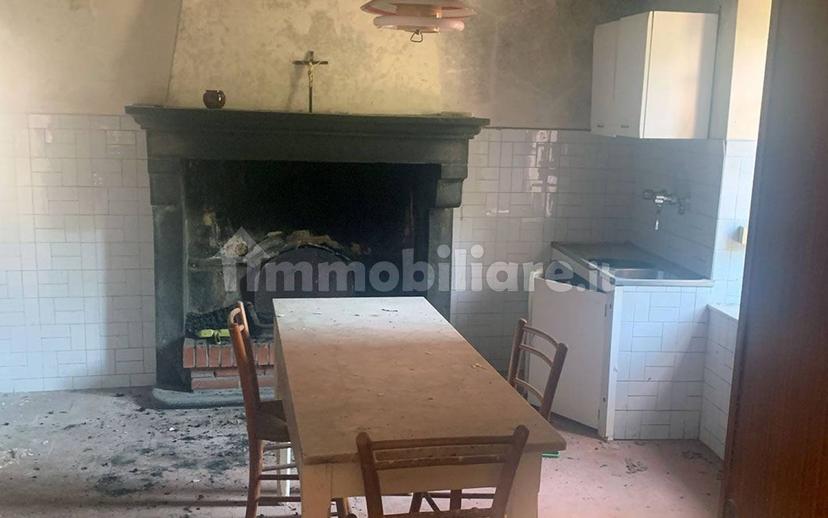 Terratetto unifamiliare via del Carmine 50, Centro, Casola in Lunigiana — foto 2 di 10