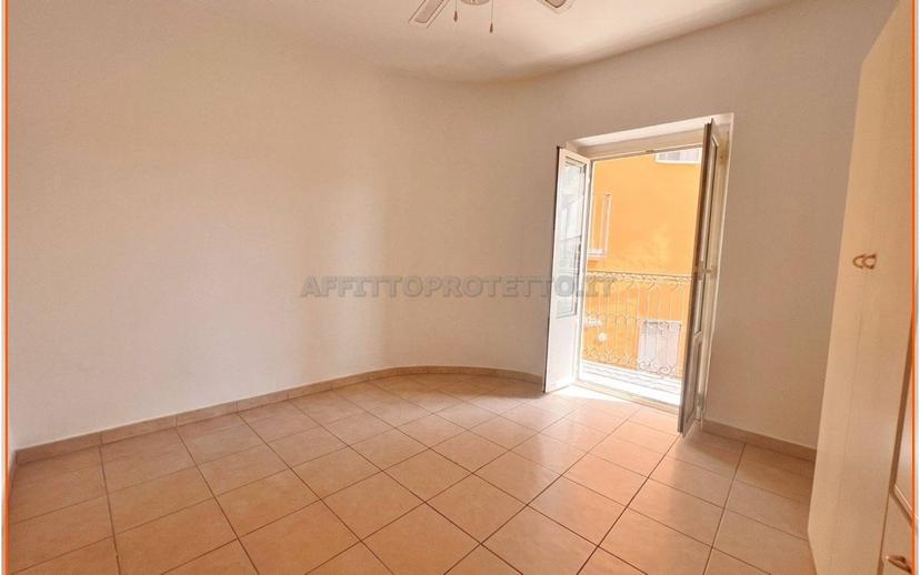Bilocale largo Sant'Anna, Centro, Formia — foto 9 di 18