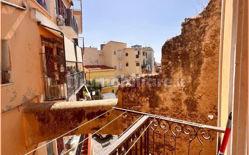 Bilocale largo Sant'Anna, Centro, Formia — foto 3 di 18