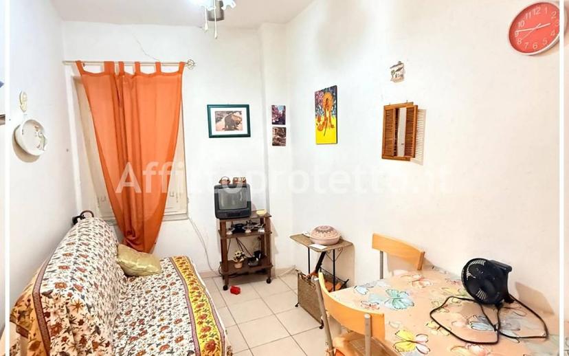 Bilocale largo Sant'Anna, Centro, Formia — foto 7 di 18