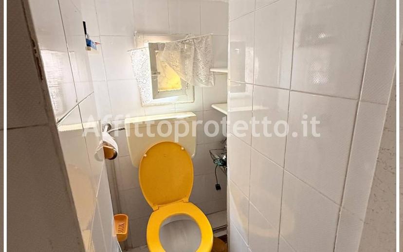 Bilocale largo Sant'Anna, Centro, Formia — foto 6 di 18