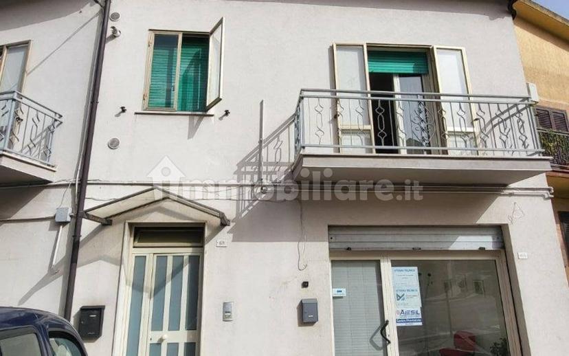 Trilocale corso Umberto I 68, Centro, San Salvo — foto 3 di 8