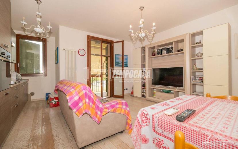 Bilocale via Matilde di Canossa 36, Centro, Quattro Castella — foto 18 di 23