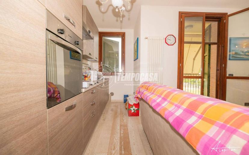 Bilocale via Matilde di Canossa 36, Centro, Quattro Castella — foto 10 di 23