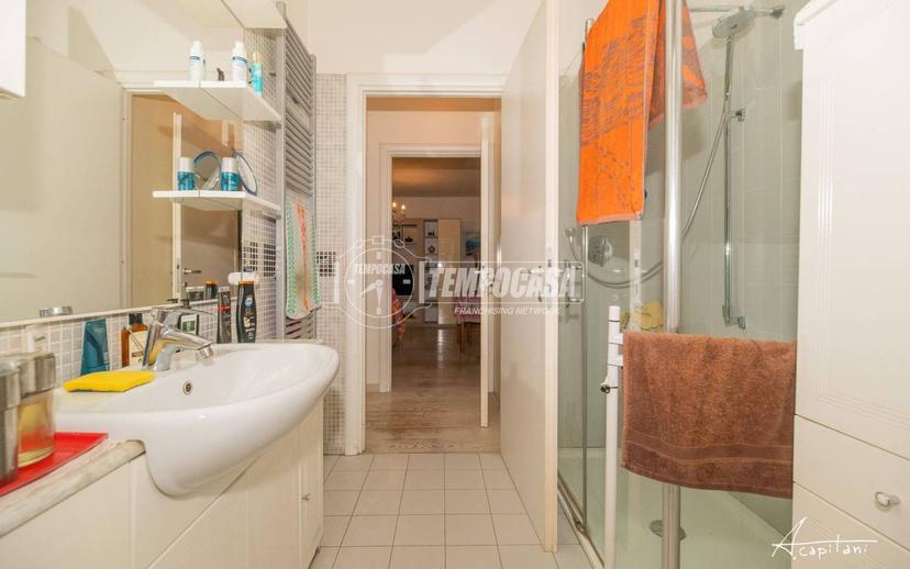 Bilocale via Matilde di Canossa 36, Centro, Quattro Castella — foto 6 di 23