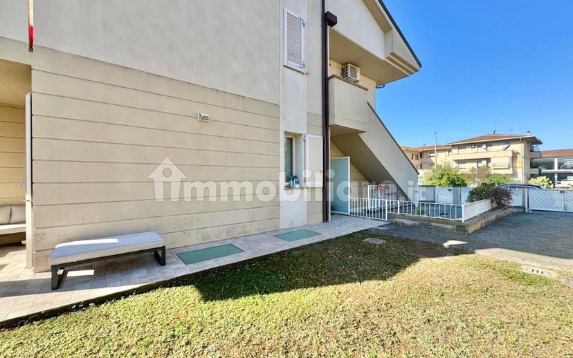 Appartamento via Luigi Einaudi,, Ponsacco — foto 27 di 35