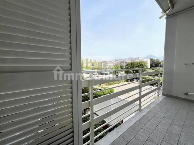 Appartamento via Robinie, Lido di Camaiore, Camaiore — foto 6 di 43