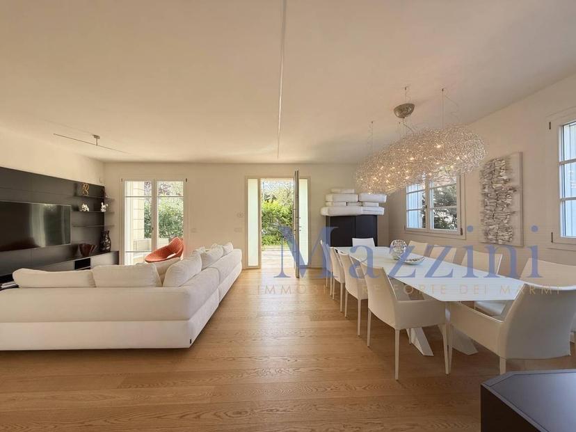 Villa bifamiliare via Civitali, Vittoria Apuana, Forte dei Marmi — foto 27 di 41
