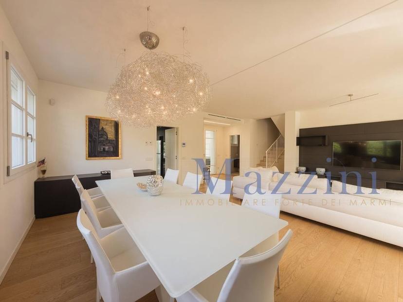Villa bifamiliare via Civitali, Vittoria Apuana, Forte dei Marmi — foto 28 di 41