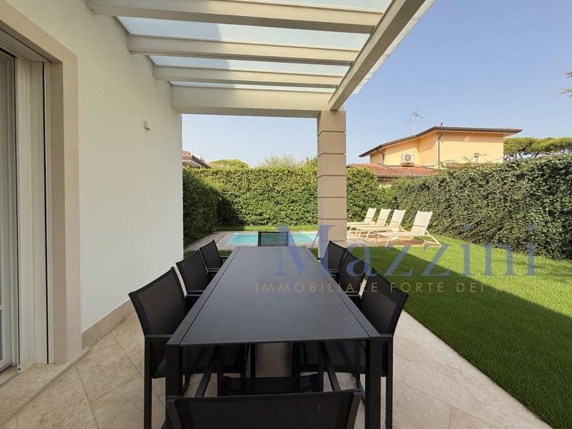 Villa bifamiliare via Civitali, Vittoria Apuana, Forte dei Marmi — foto 20 di 41