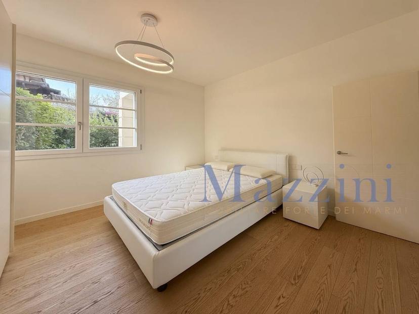 Villa bifamiliare via Civitali, Vittoria Apuana, Forte dei Marmi — foto 29 di 41