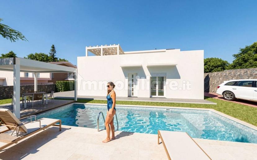 Villa unifamiliare via Milanese, Gravina di Catania — foto 3 di 9