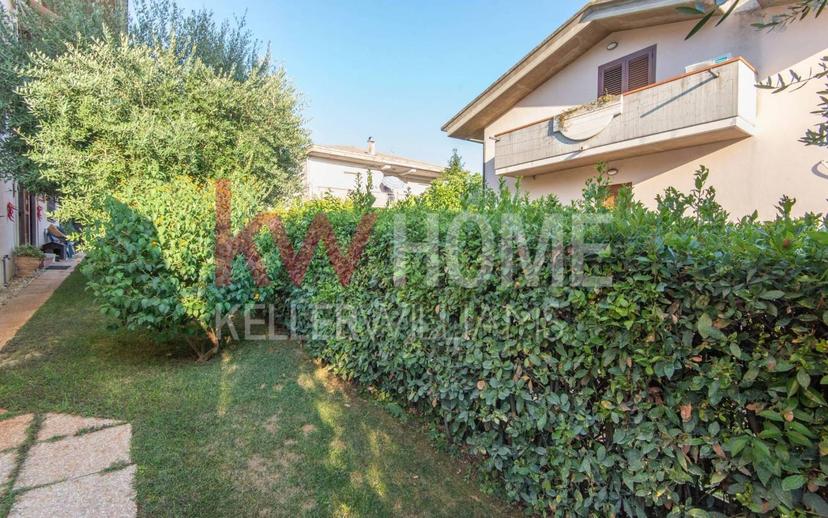 Villa bifamiliare via Giuseppe Di Vittorio, Casette, Città Sant'Angelo — foto 6 di 27