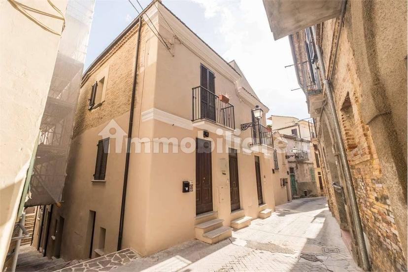 Trilocale corso Umberto I, 37, Centro, Città Sant'Angelo — foto 36 di 45