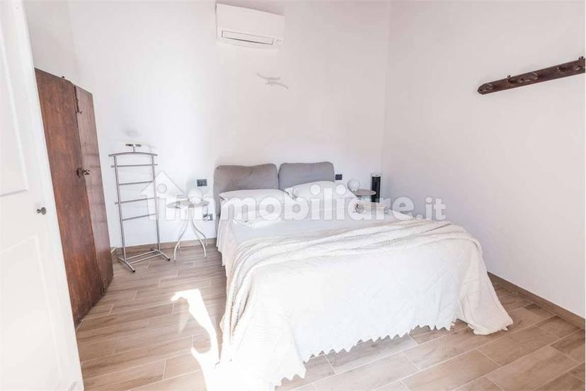 Trilocale corso Umberto I, 37, Centro, Città Sant'Angelo — foto 22 di 45