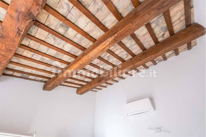 Trilocale corso Umberto I, 37, Centro, Città Sant'Angelo — foto 29 di 45
