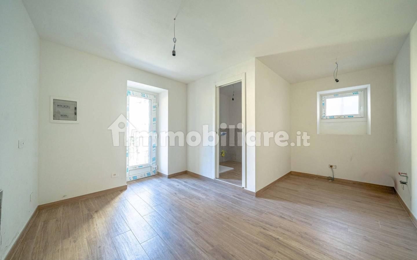 Bilocale via Ponchiera, 925, Ponchiera, Sondrio