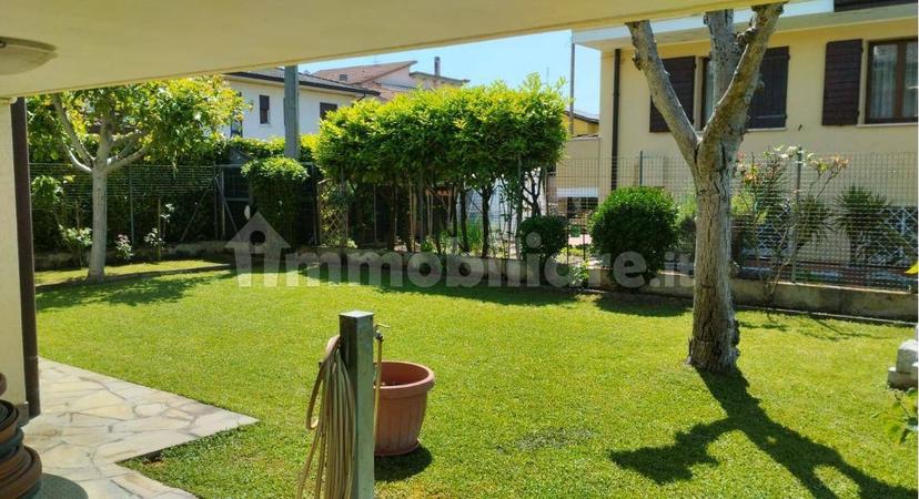 Villa unifamiliare via Catullo, Centro, Montegrotto Terme — foto 5 di 7