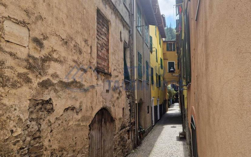 Terratetto unifamiliare via Ruffini 4, Centro, Badalucco — foto 3 di 14