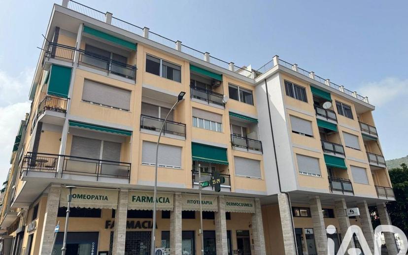 Trilocale via AURELIA 90, Centro, Ceriale — foto 10 di 25