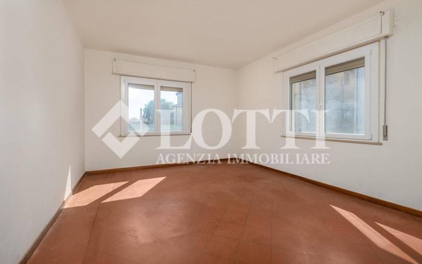 Appartamento via Garibaldi, Centro, Vicopisano — foto 2 di 18