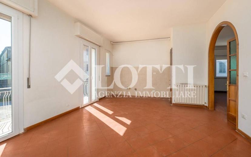 Appartamento via Garibaldi, Centro, Vicopisano — foto 4 di 18