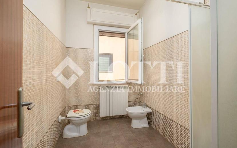 Appartamento via Garibaldi, Centro, Vicopisano