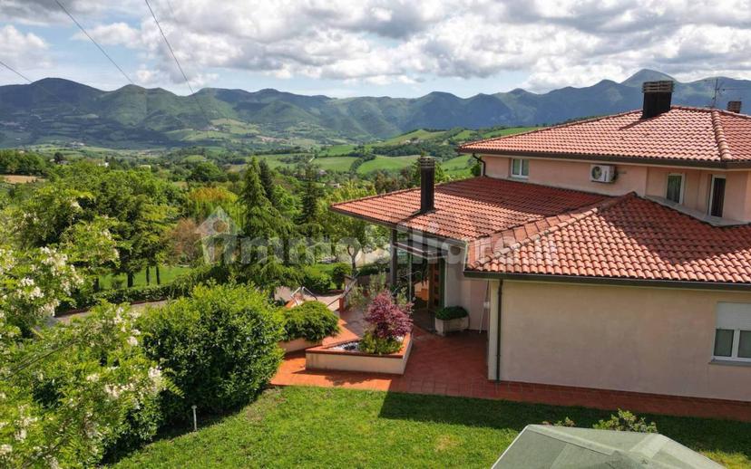 Villa unifamiliare, buono stato, 733 m², Colle Paganello, Fabriano — foto 7 di 43