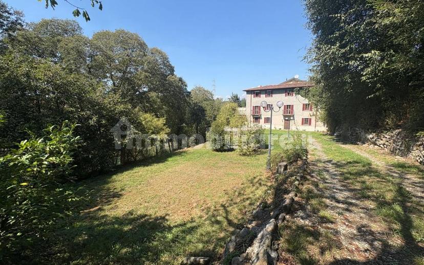 Villa plurifamiliare via Rasica, 15, Brembate — foto 12 di 33