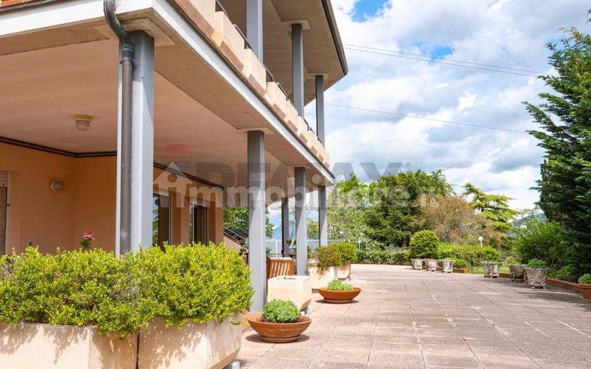 Villa unifamiliare, buono stato, 733 m², Colle Paganello, Fabriano — foto 32 di 43