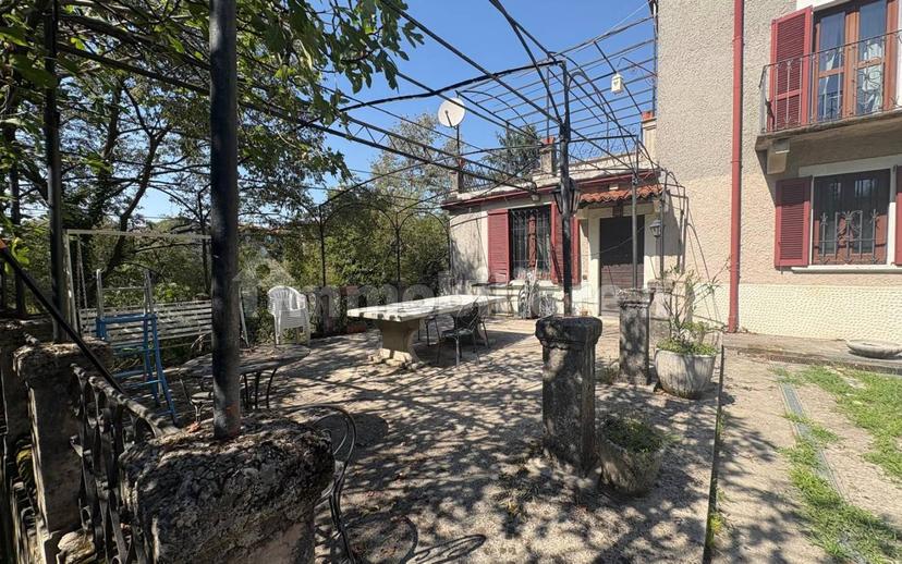 Villa plurifamiliare via Rasica, 15, Brembate — foto 2 di 33