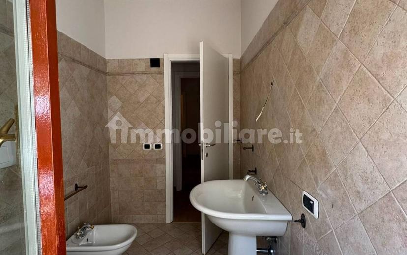 Trilocale via John Fitzgerald Kennedy 9, Semicentro, Campobasso — foto 10 di 33