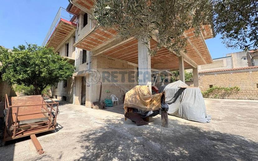 Villa bifamiliare via Santa Caterina, Marcianise — foto 3 di 39