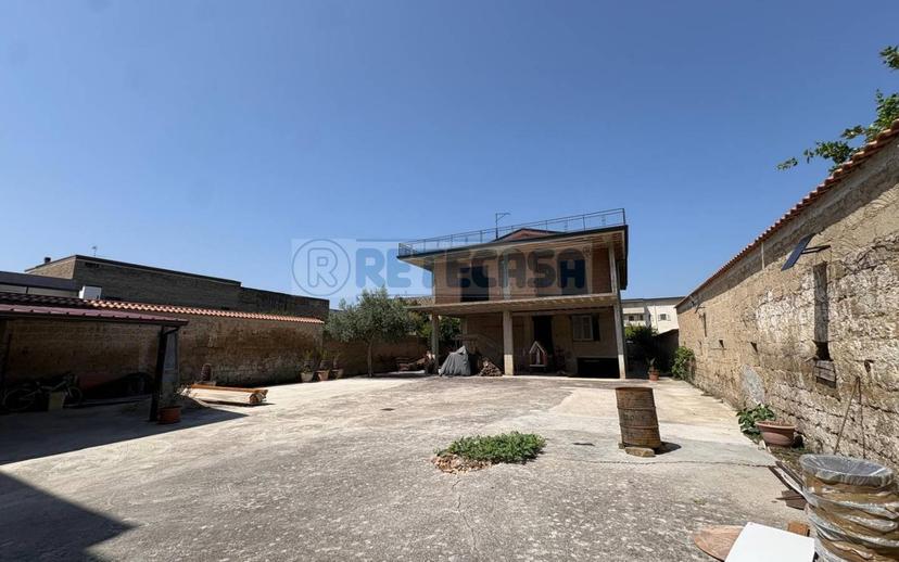 Villa bifamiliare via Santa Caterina, Marcianise — foto 25 di 39