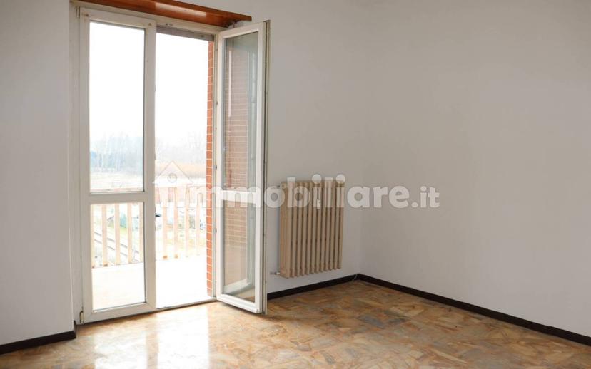 Quadrilocale via Fratelli Vicari 123, Centro, Castagnole delle Lanze — foto 2 di 20