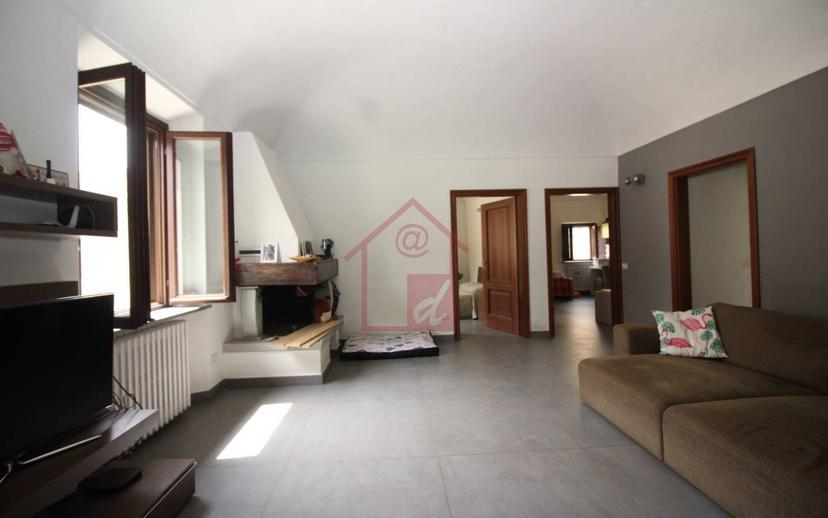 Trilocale via Collegio delle Orfane 4, Centro, Vercelli — foto 9 di 28