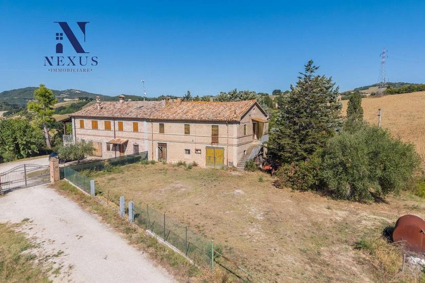 Casa colonica via Monbaroccese, Colli al Metauro — foto 47 di 52