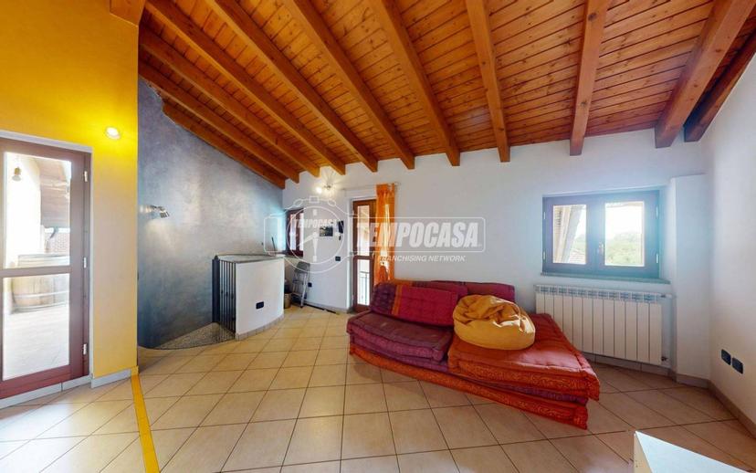 Bilocale via san pietro 18, Centro, Binago — foto 5 di 19